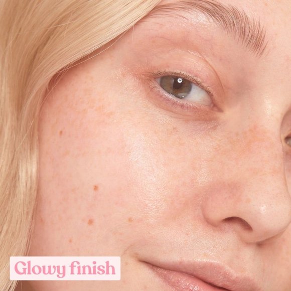 HERBIVORE Pink Cloud Soft Moisture Cream - 1.7 fl oz | 50 mL glass jar - Picture 6 of 12